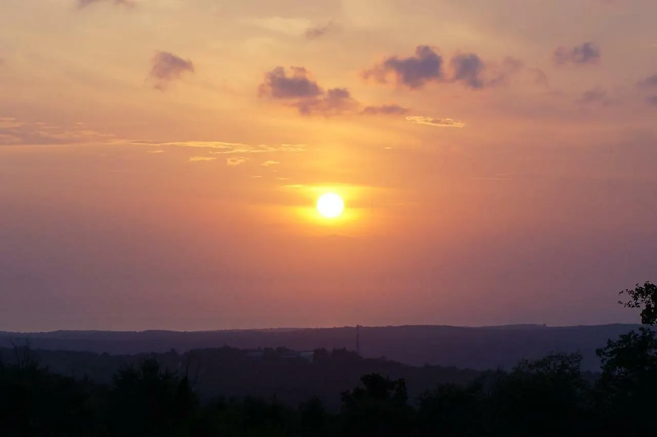 Villa Hideaway With Heated Pool, Sauna & Bikes Vižinada