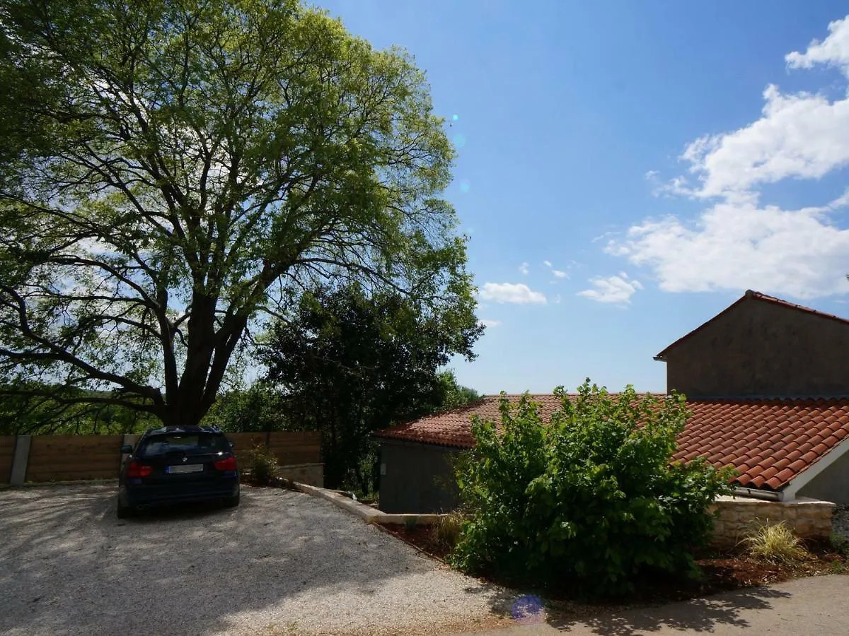 Villa Hideaway With Heated Pool, Sauna & Bikes Vižinada